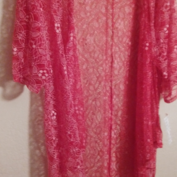 Lularoe - Picture 1 of 3